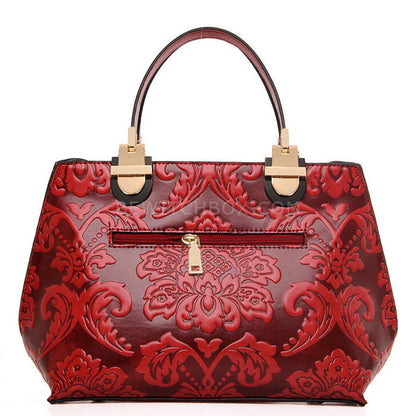 Exquisite embossed handbag