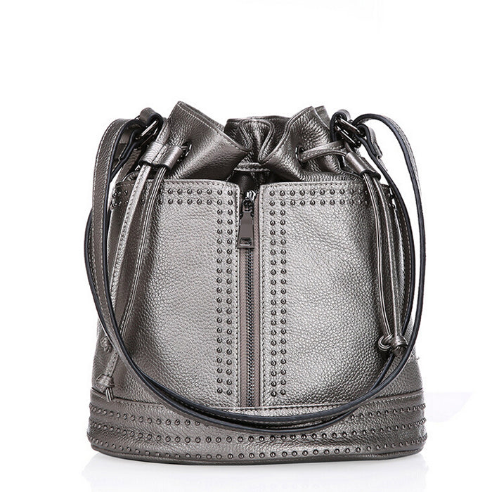 Bucket bag with rivets